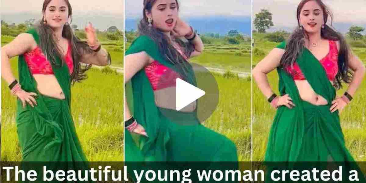 The beautiful young woman created a storm by dancing to old Hindi songs