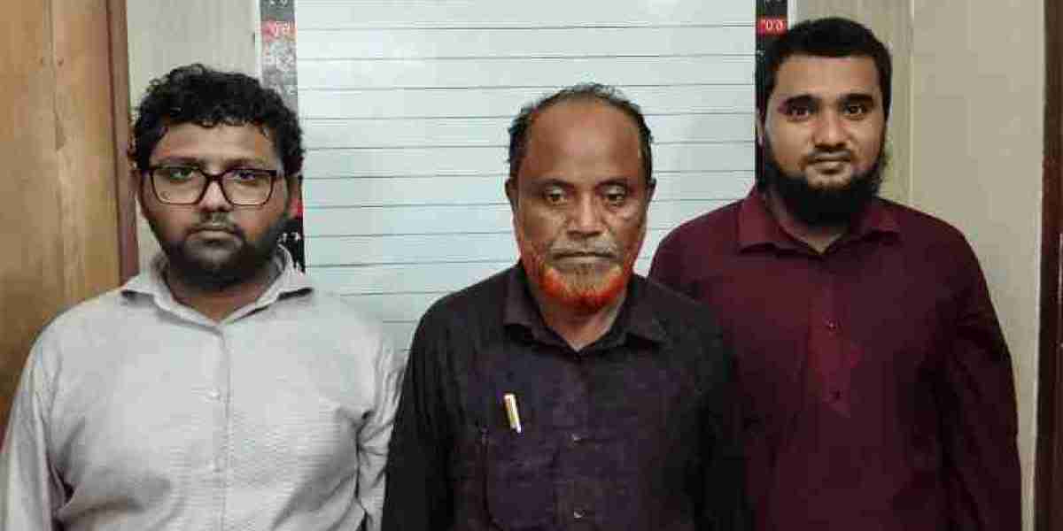 Arrested 3 with crores of rupees and foreign currency in a joint operation in Uttara