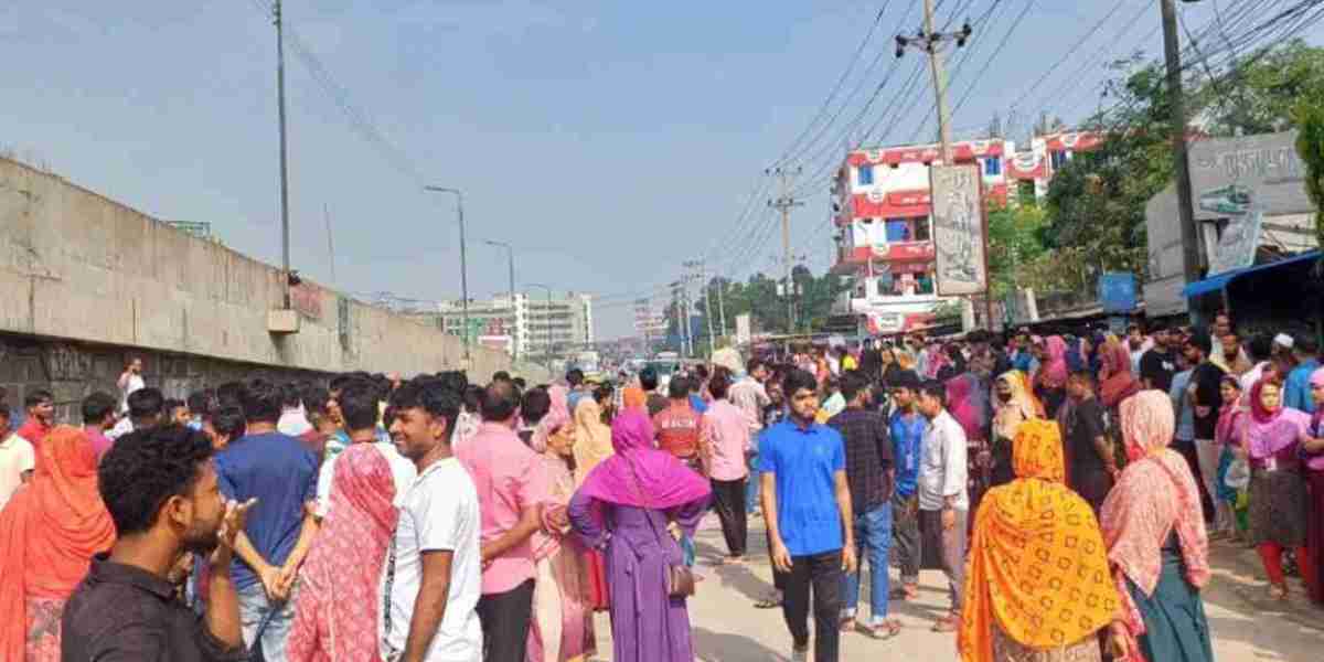 Factory workers protest again in Gazipur, traffic jam on the highway