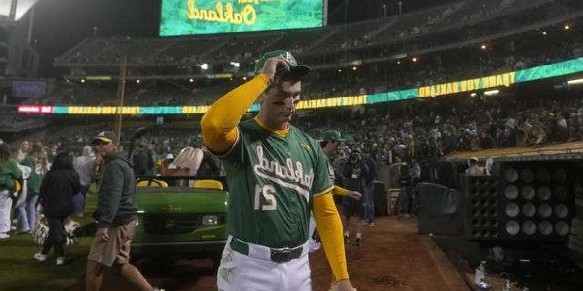 Oakland A's lose 5-1 in final scheduled night game at Coliseum