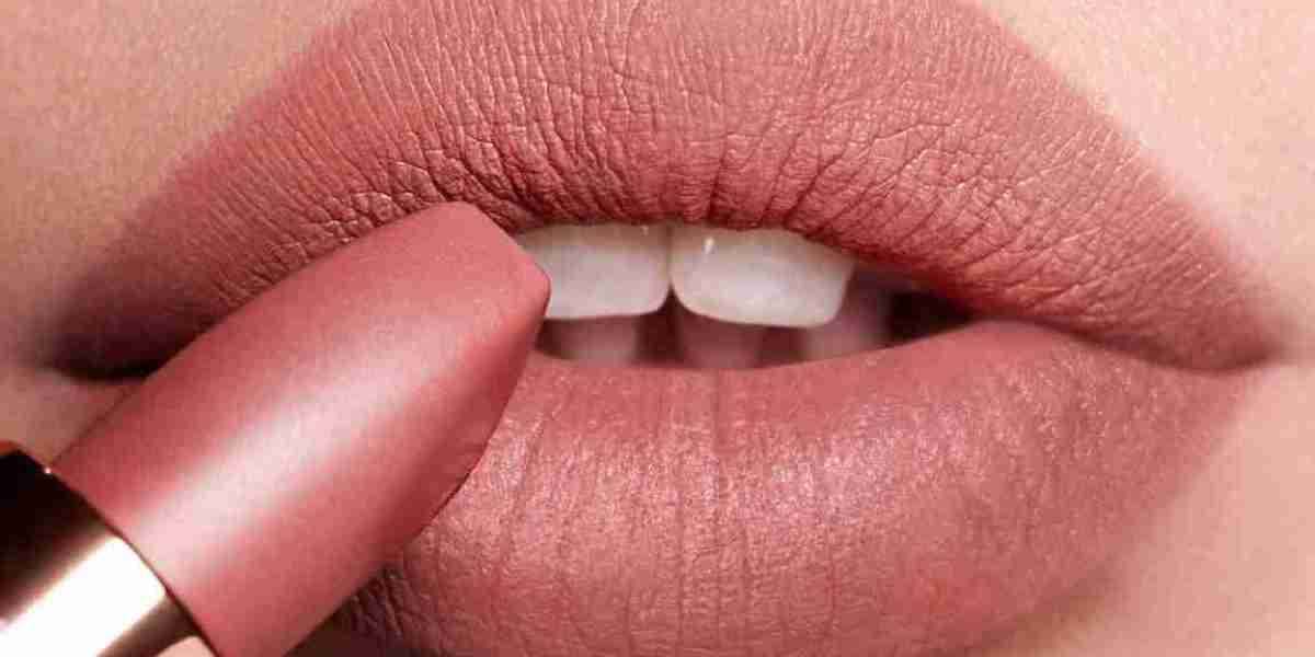 Things to keep in mind while buying lipstick