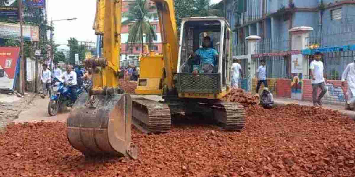 Complaints of using low quality materials in road construction in Chandpur