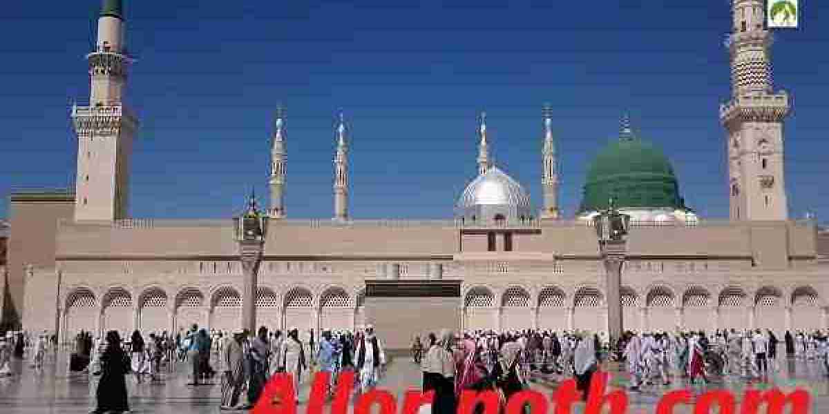 Masjid Nabawi | The Sacred Mosque of the Prophet