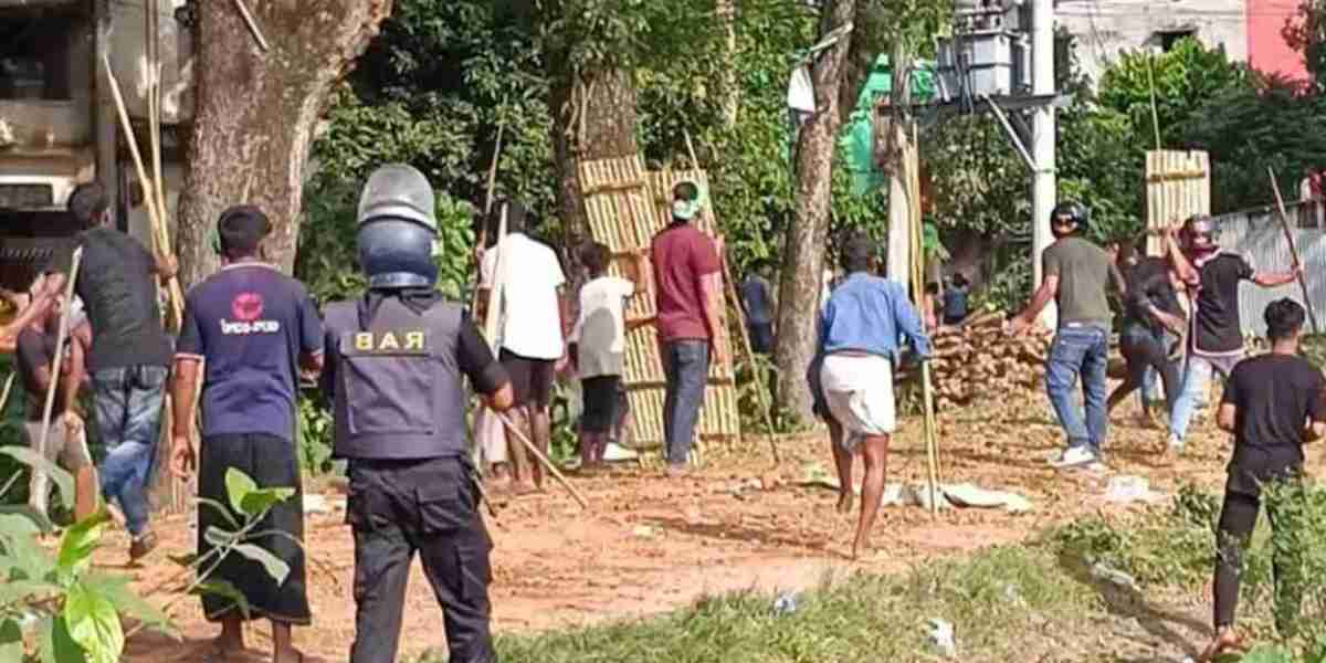 Half a hundred injured including the police in Brahmanbaria's clashes, the army is under control