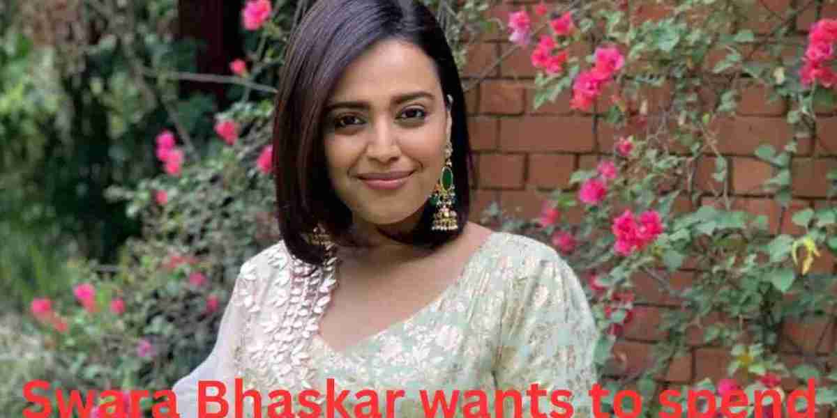 Swara Bhaskar wants to spend the night with 1/2 people