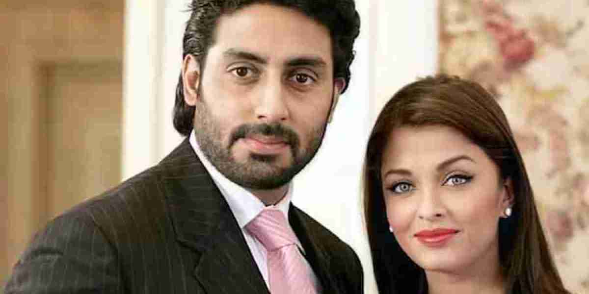 If there is a quarrel, who apologizes first, Aishwarya or Abhishek?