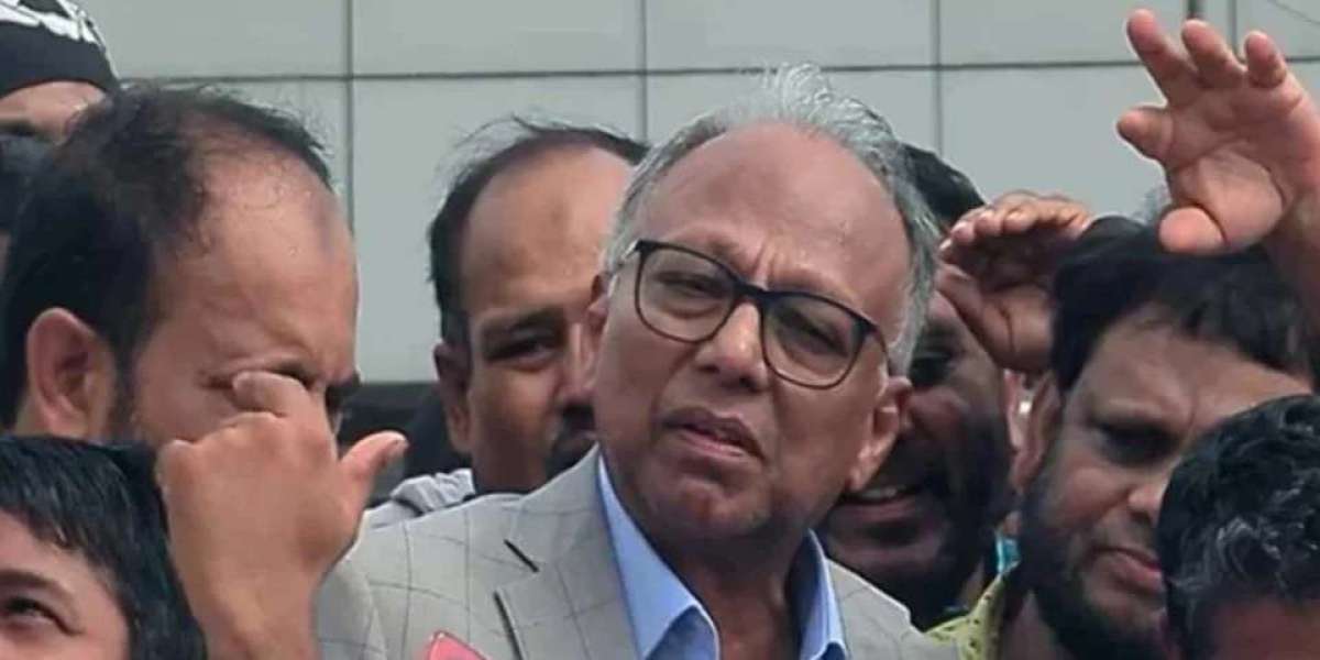 Mahmudur Rahman will surrender to the court