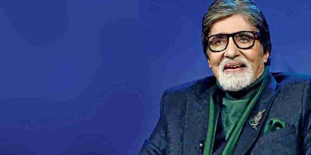 Amitabh used to go to college to see beautiful girls