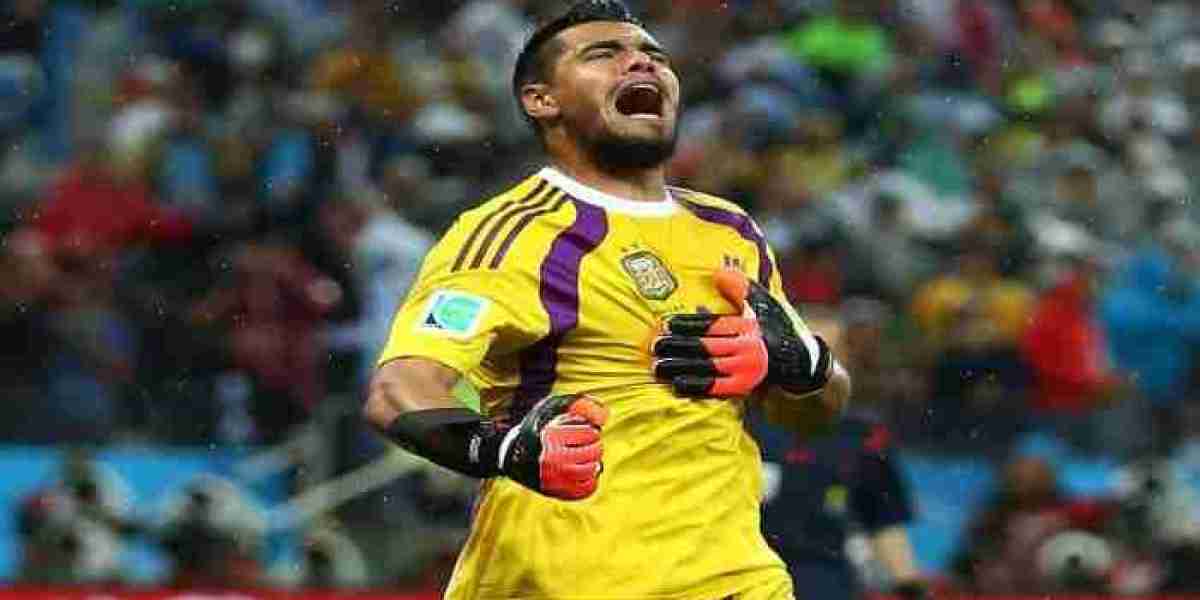 Argentina goalkeeper banned from World Cup final amid controversy