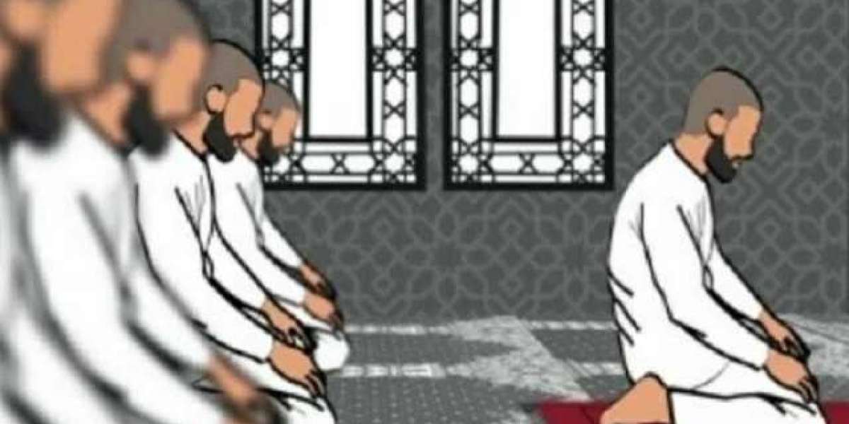 What should the worshipers do if the imam makes a mistake?