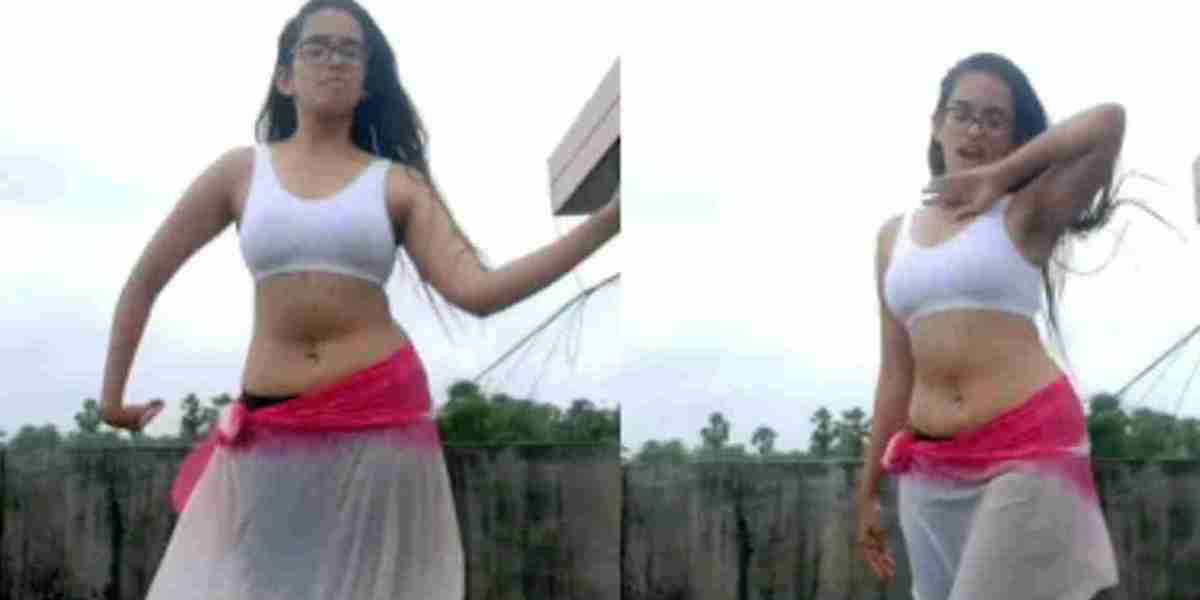 Young woman's dance in the song 'Tip Tip Barsa Pani' is viral in the net world