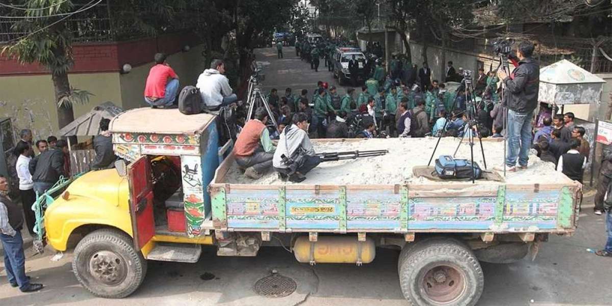 A case was filed in the incident of placing a truck full of sand in front of Khaleda Zia's house