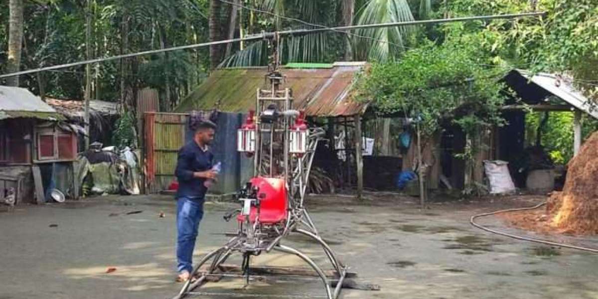 College student Nazmul made a helicopter with 2 lakh rupees, waiting to fly in the sky