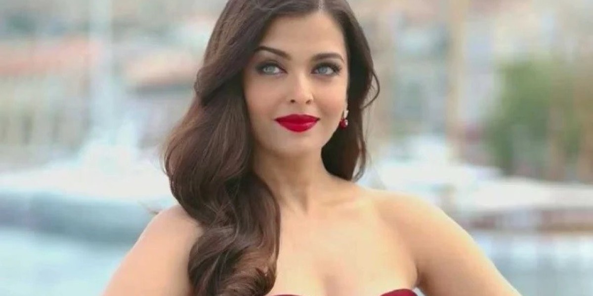 Aishwarya follows only one person on Instagram, who is that person