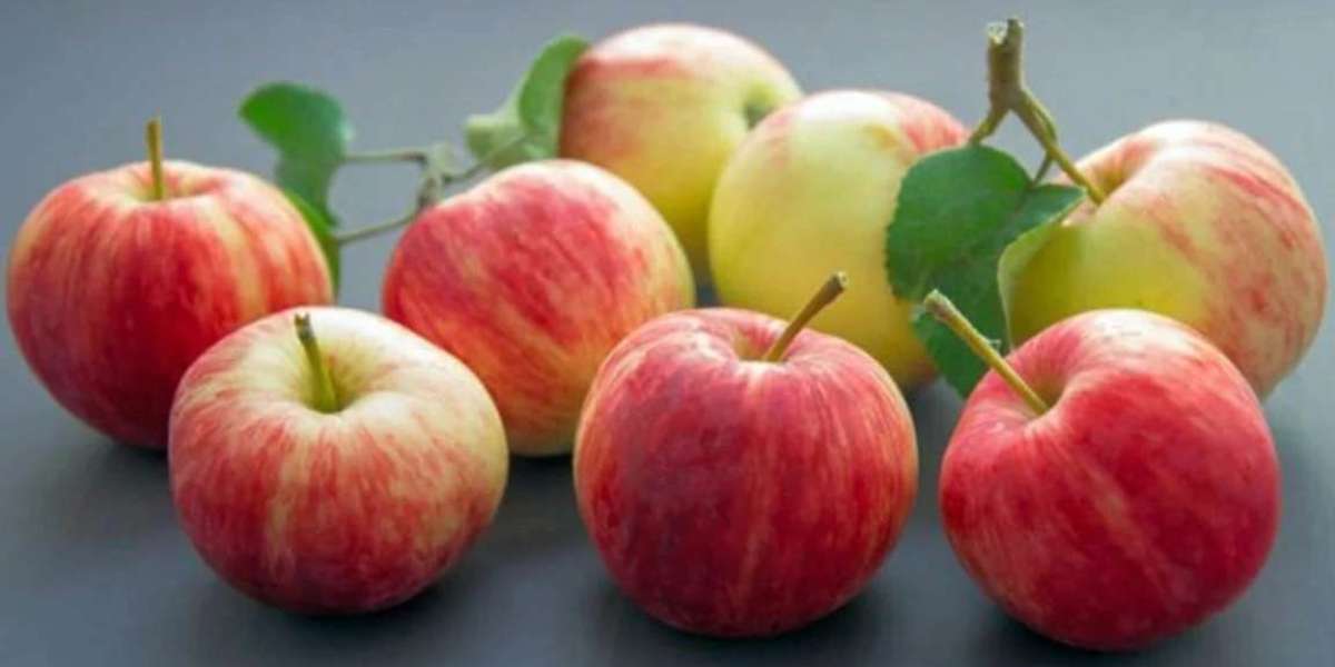 Eating apples can really save from the doctor?