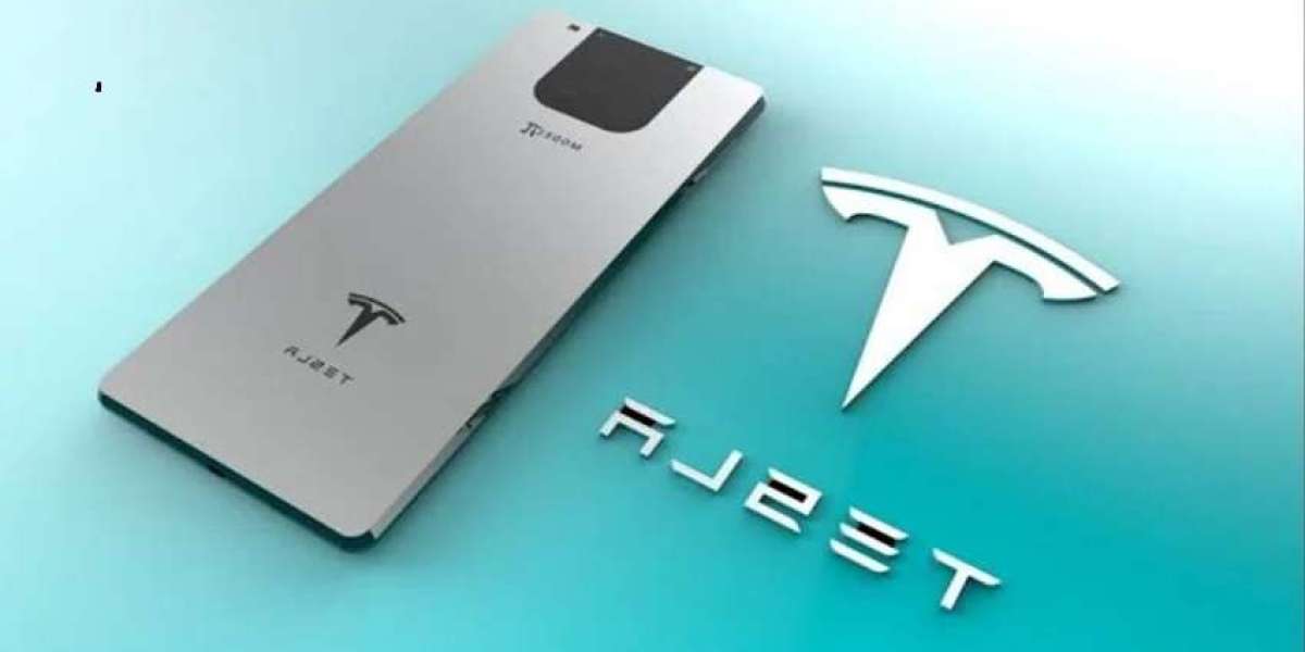 Tesla brought a new smartphone: do not have to pay the charge, there will be Internet around the world!