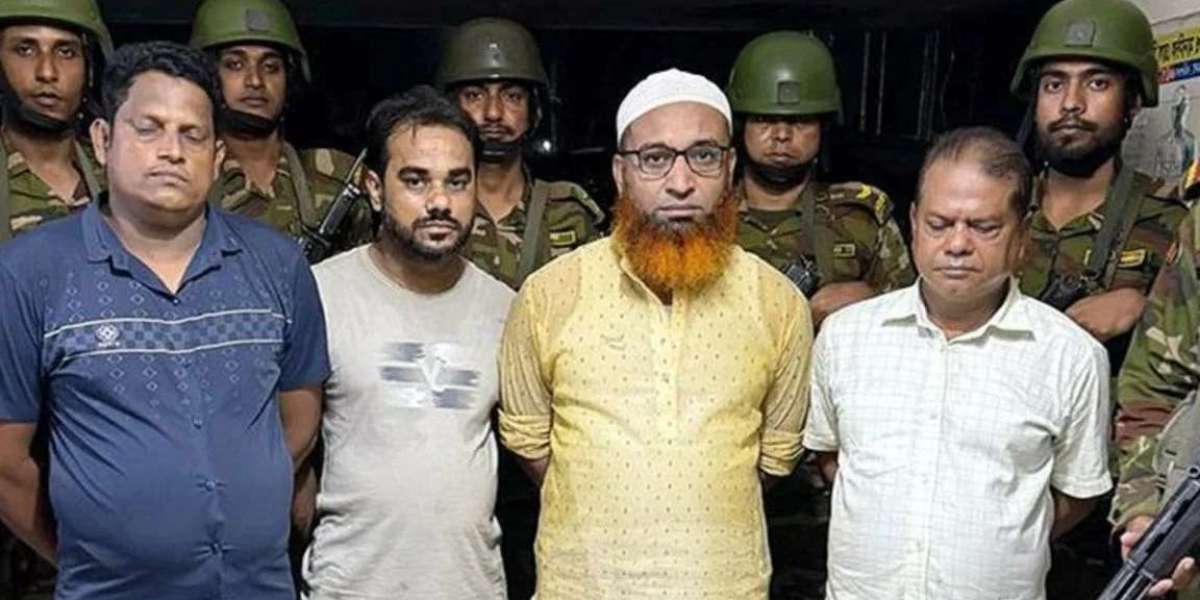 4 activists of BNP were arrested for not receiving the subscription