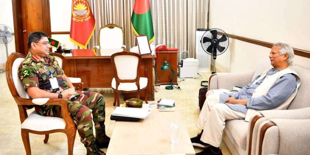 Chief of Army Staff Waqar-uz-Zaman meeting with Chief Adviser