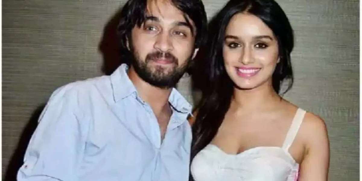 Shraddha Kapoor is dating a younger man