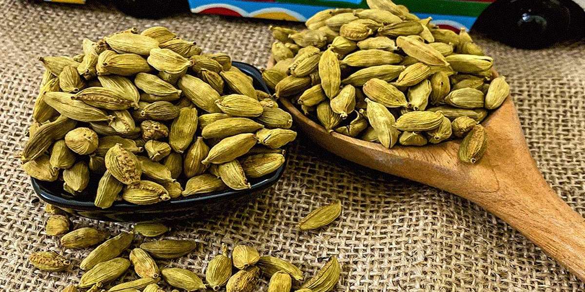 Cardamom can eliminate the problem of flatulence