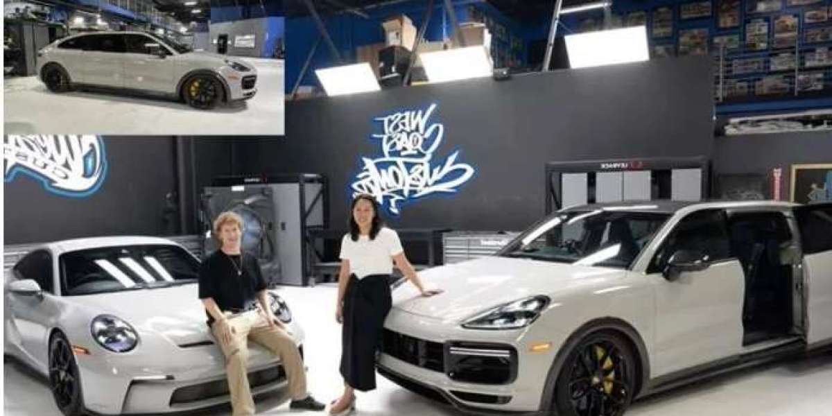 Mark Zuckerberg gave his wife a car designed by himself