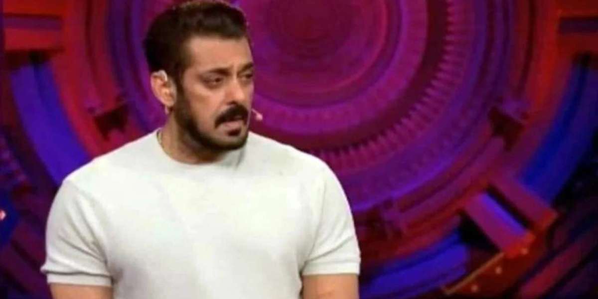 Girls have ruined me by talking about love: Salman Khan