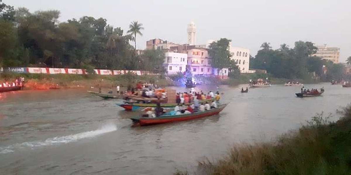 The father fell into the river during ablution and went missing, the son jumped to rescue him