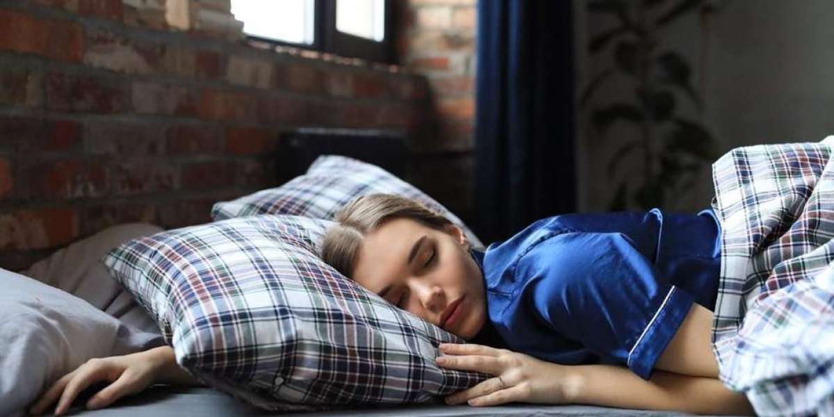 Does sleeping on your side worsen or increase the risk of heart disease?