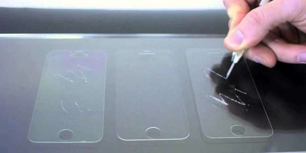 What is the difference between normal glass and gorilla glass?