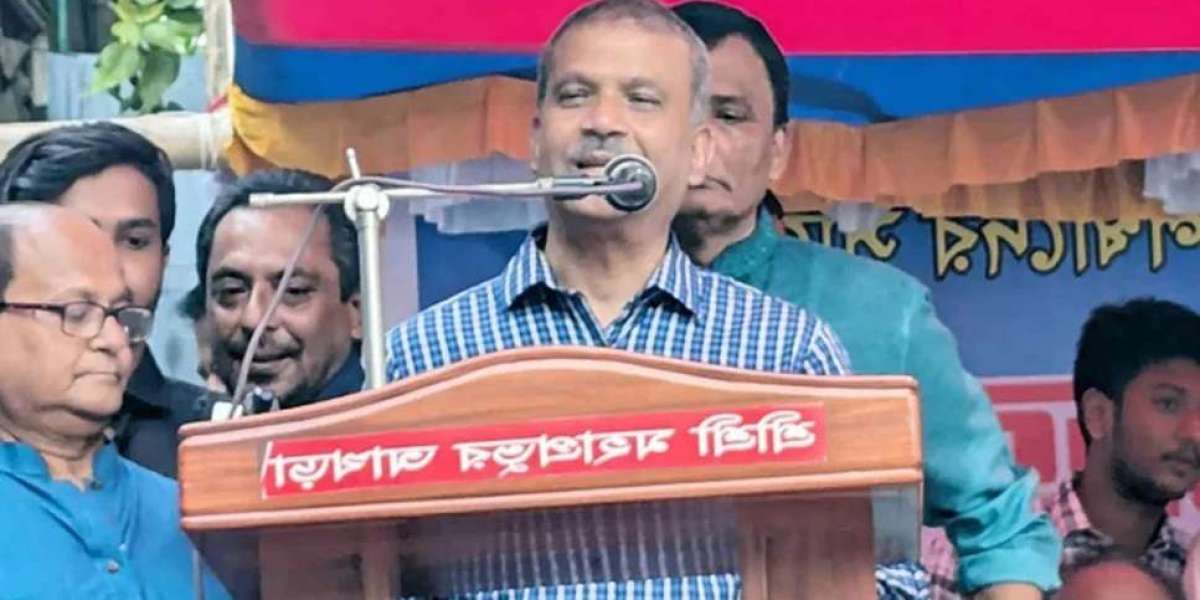 Don't fall into the trap of political parties: Asif Nazrul