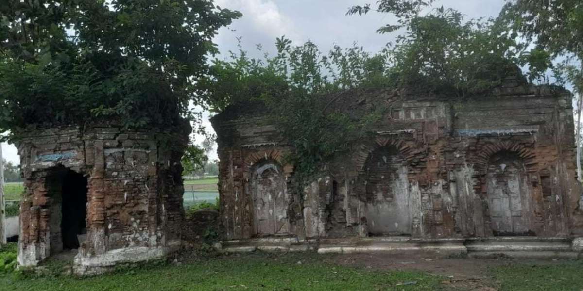 Curiosity is growing around this ancient Eidgah, no one knows when it was built