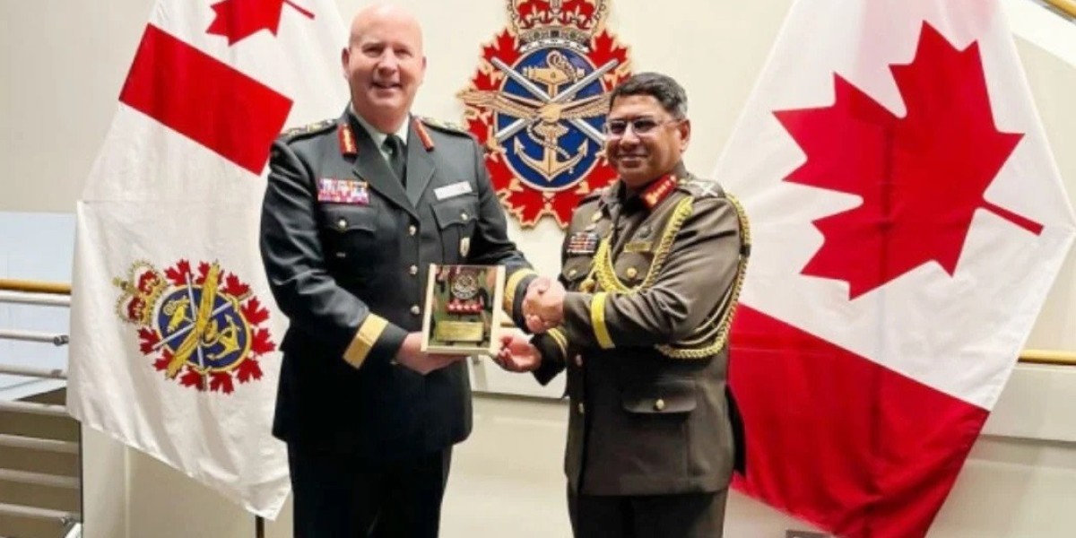 Army chief requests to make Canada visa easier for Bangladeshis