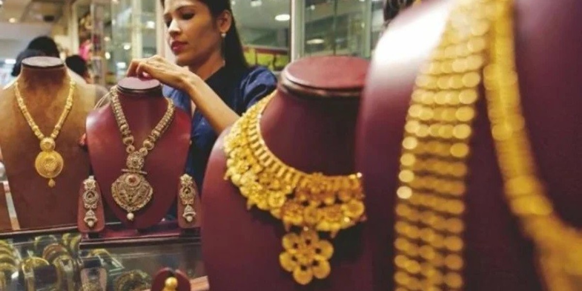 Gold market is changing rapidly after peak prices