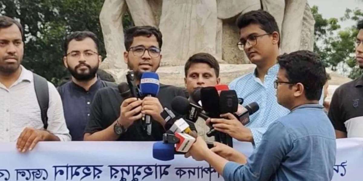 Protest demanding resignation of legal advisor Asif Nazrul