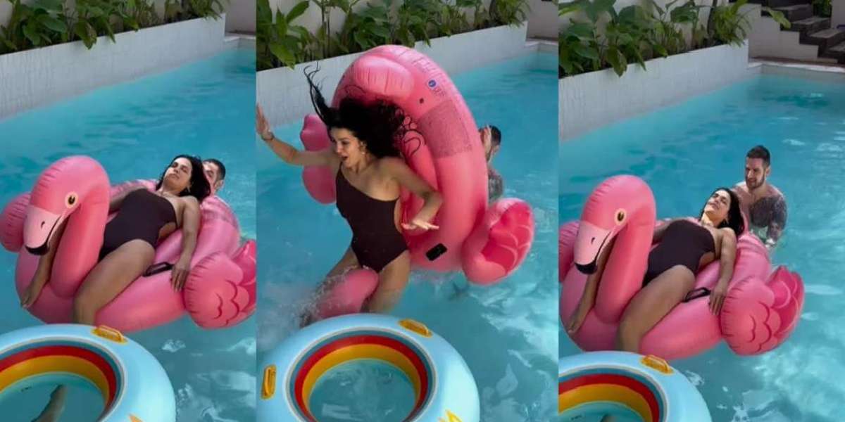 Natasha is bathing in the pool with Disha Patani's boyfriend!