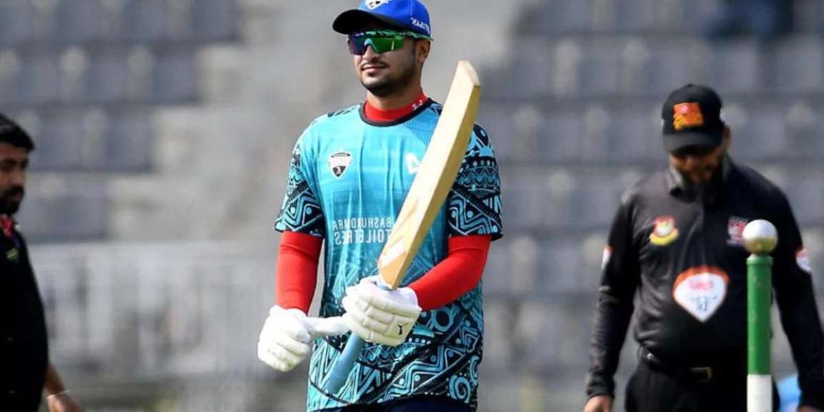 Shakib signed for Chittagong Kings