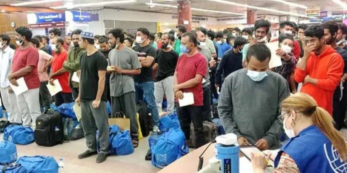 150 Bangladeshi stranded in Libya returned home