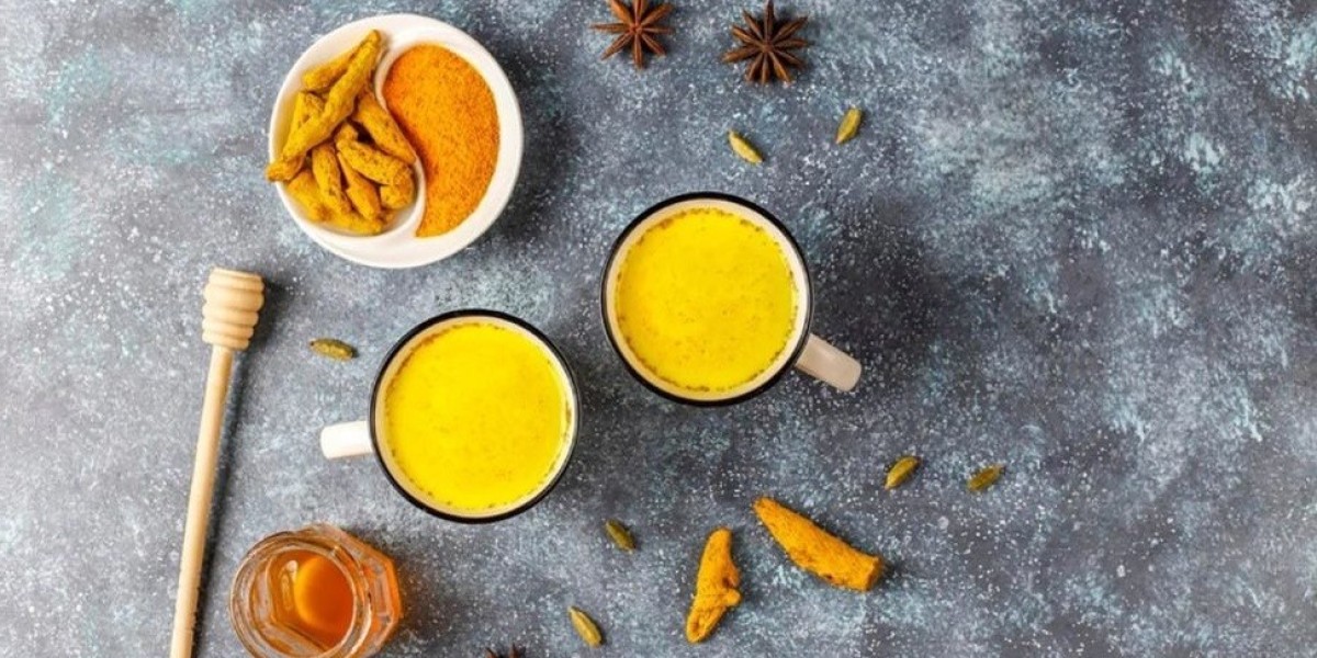 Know the benefits of consuming turmeric and honey together