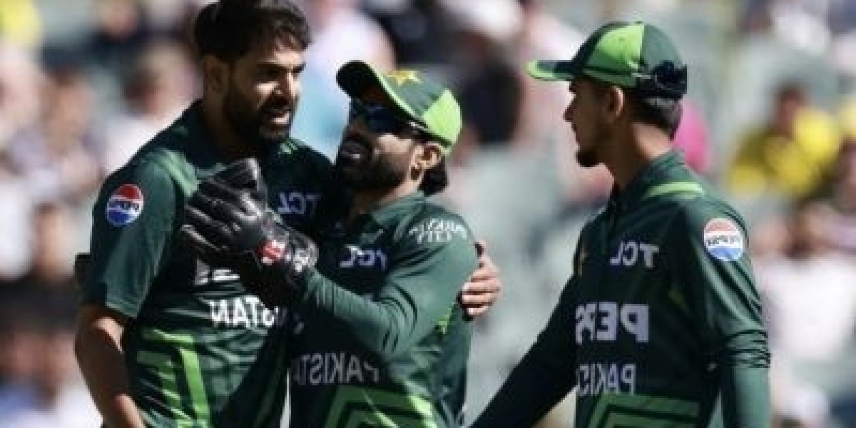 Pakistan leveled the series by defeating Australia