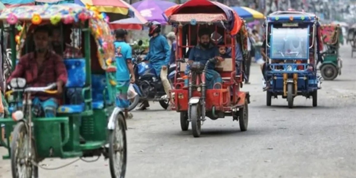 Application seeking suspension of order to stop battery operated rickshaws