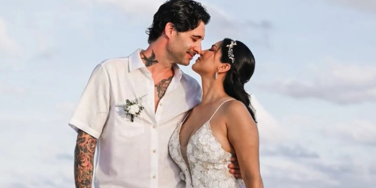 Sunny Leone gave a wedding garland in the Maldives?