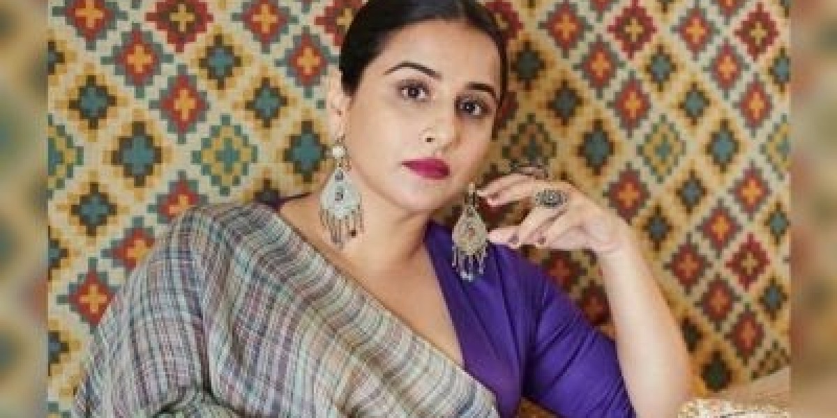 Vidya did not go in front of the mirror for 6 months because of humiliation, but why?