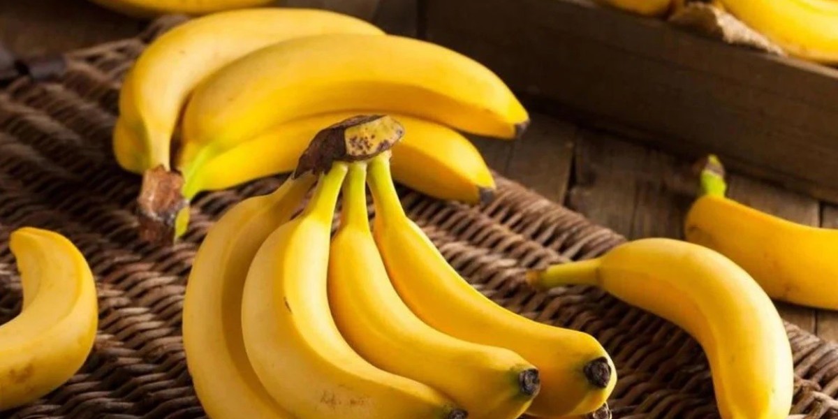 Homemade way to keep ripe bananas fresh for longer