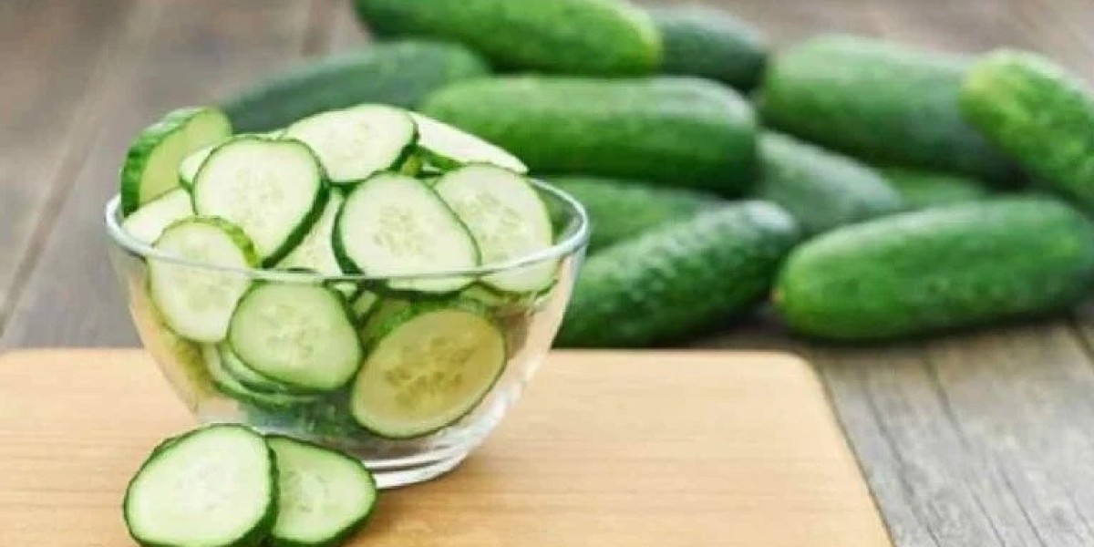 What happens if you eat cucumber with peel?