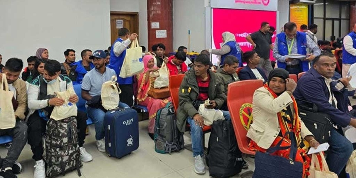 Another 70 Bangladeshis returned from Lebanon