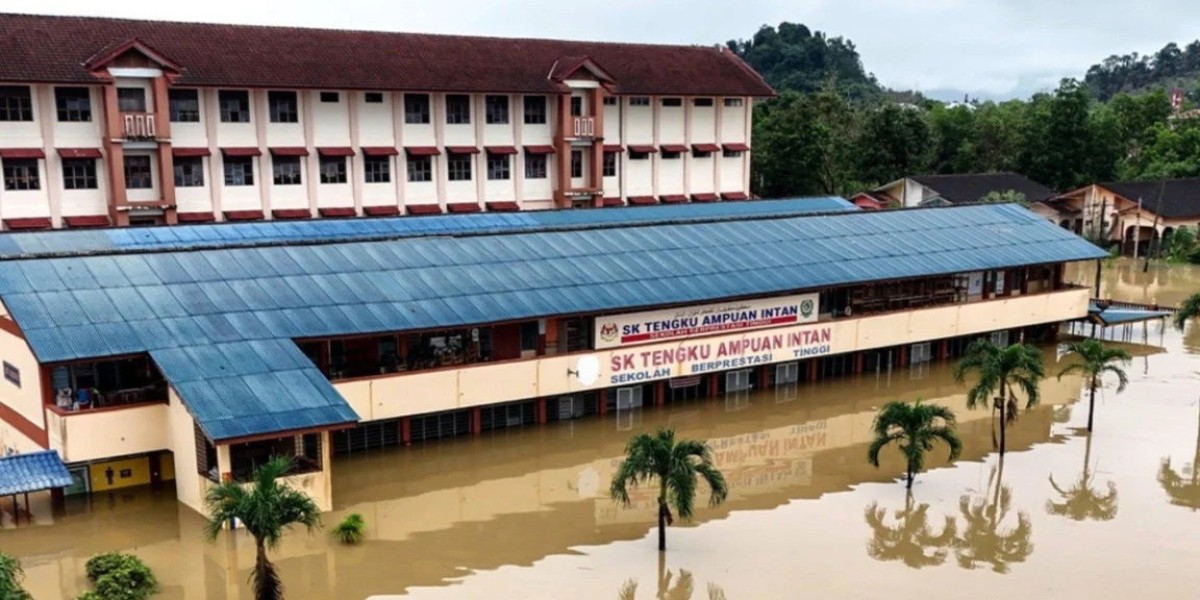 3 people died in severe floods in Malaysia