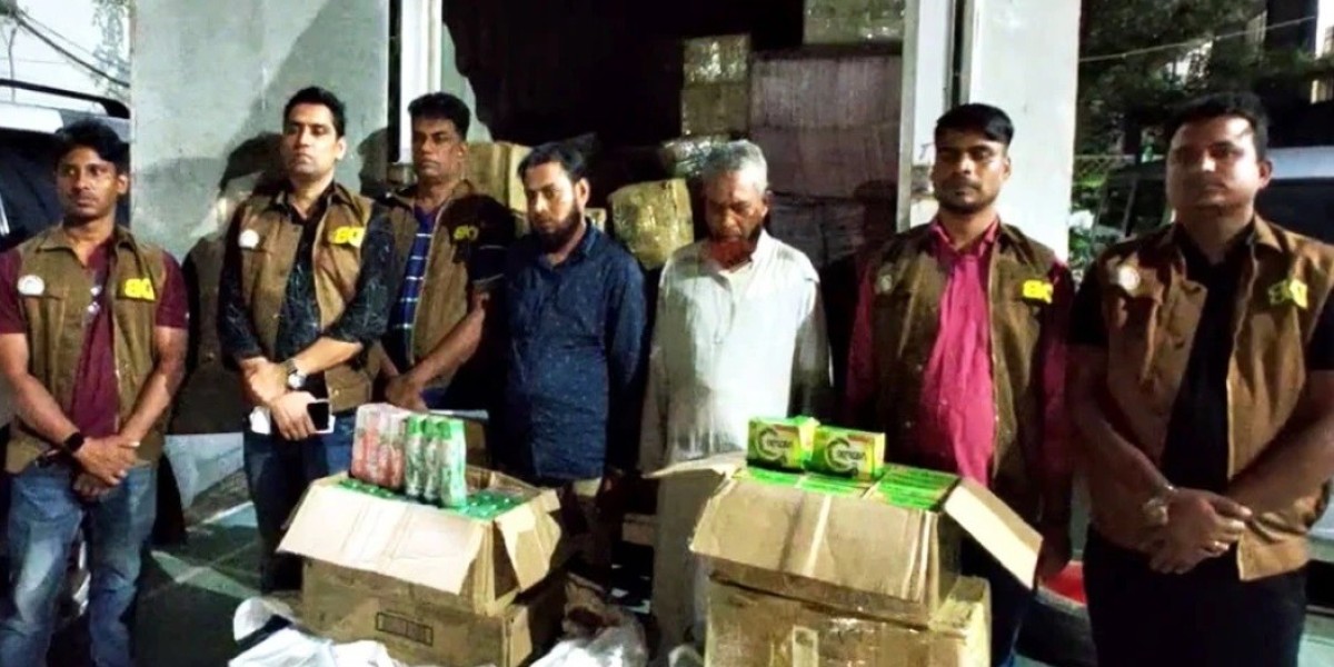 Arrested with illegal Indian cosmetics in Narsingdi 2