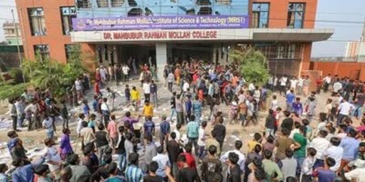 Loss of Molla College in attack-loot is 50 crores, claimed by the principal