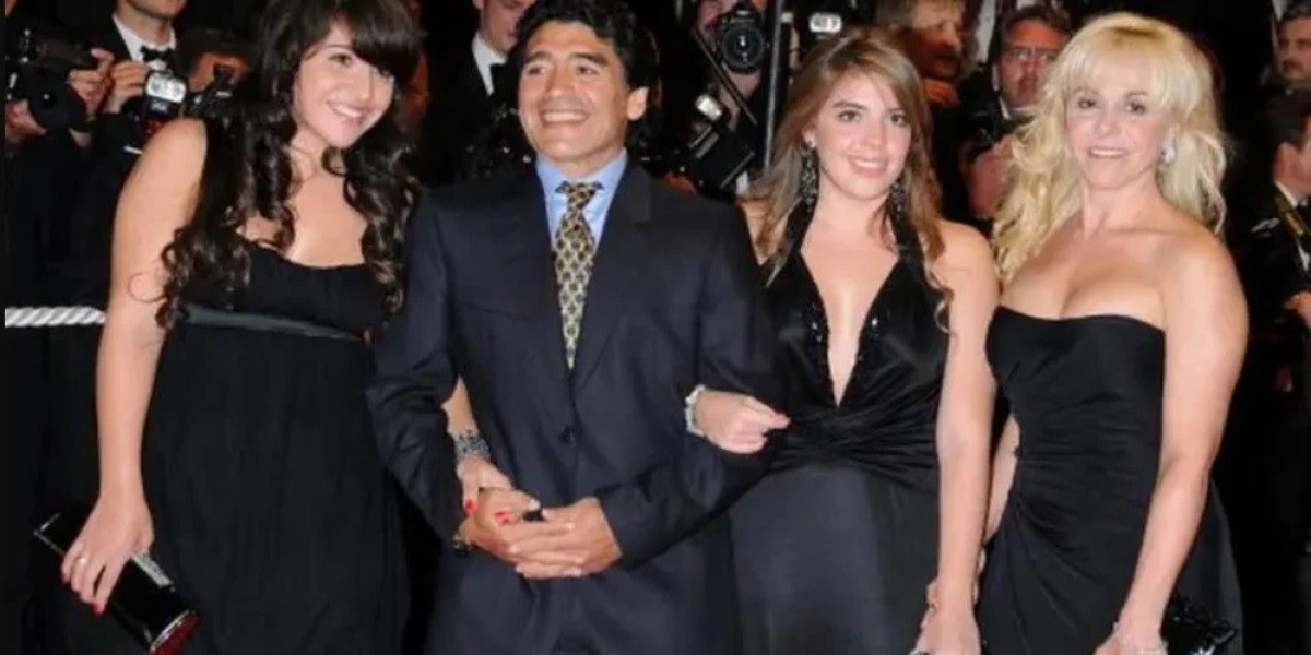 Maradona's children plan to build a memorial in memory of their father