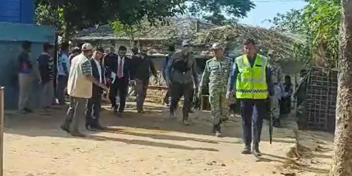 US congressional delegation visits Rohingya camps